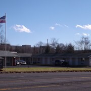 Family Friendly Hotels In Castleton On Hudson Find 326 Hotel