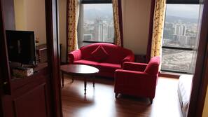 In-room safe, desk, iron/ironing board, free WiFi