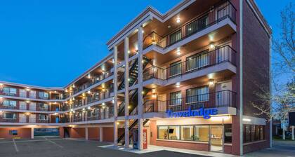 Travelodge by Wyndham Reno Downtown