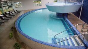 Piscina interna