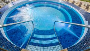 Piscina interna