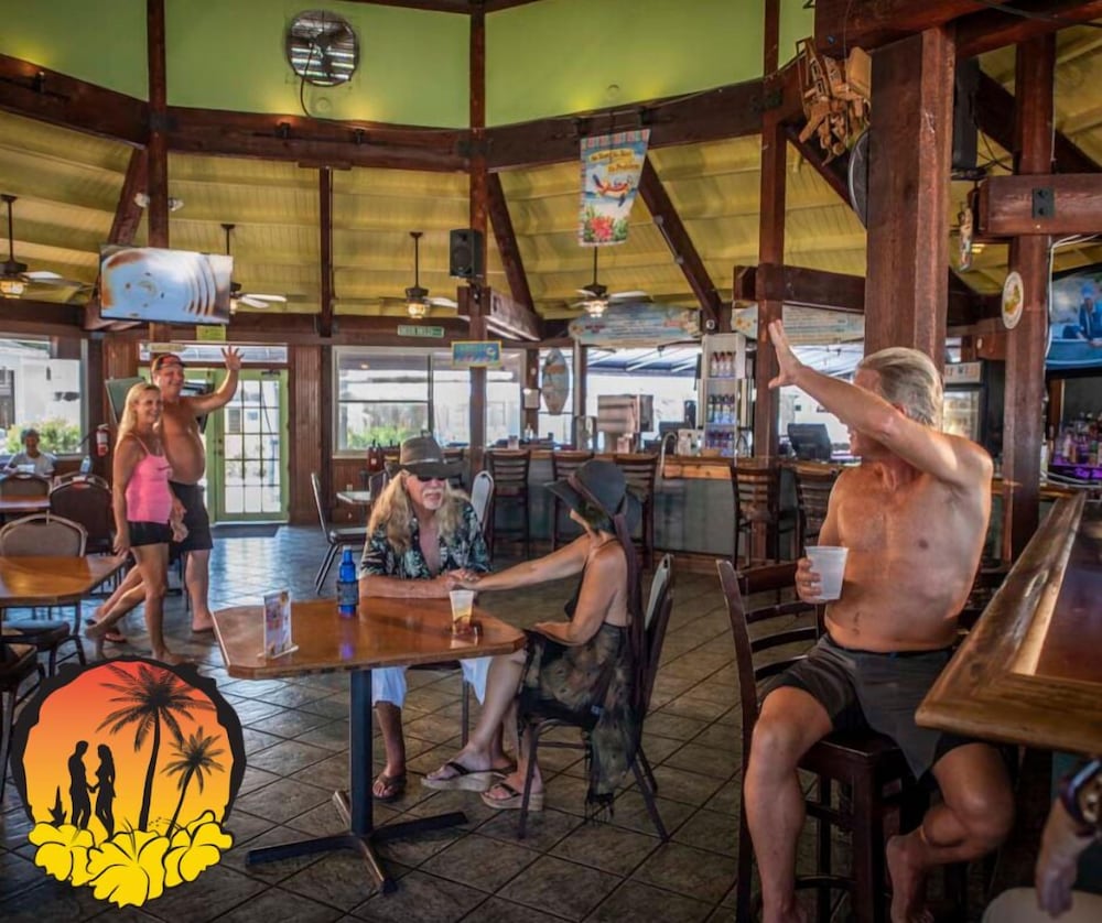 Book Paradise Lakes Resort, Clothing Optional Resort Adult Only