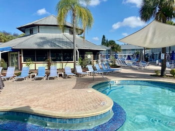 Paradise Lakes Resort, Clothing Optional Resort - Adult Only, Tampa