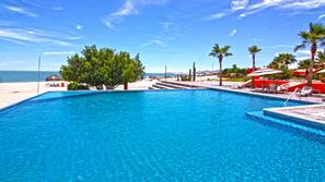 Indoor pool, outdoor pool