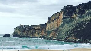 Na praia