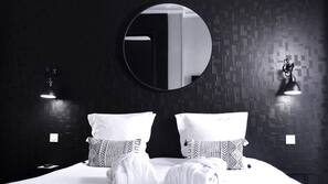 Premium bedding, in-room safe, desk, blackout curtains