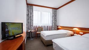 In-room safe, desk, iron/ironing board, free WiFi