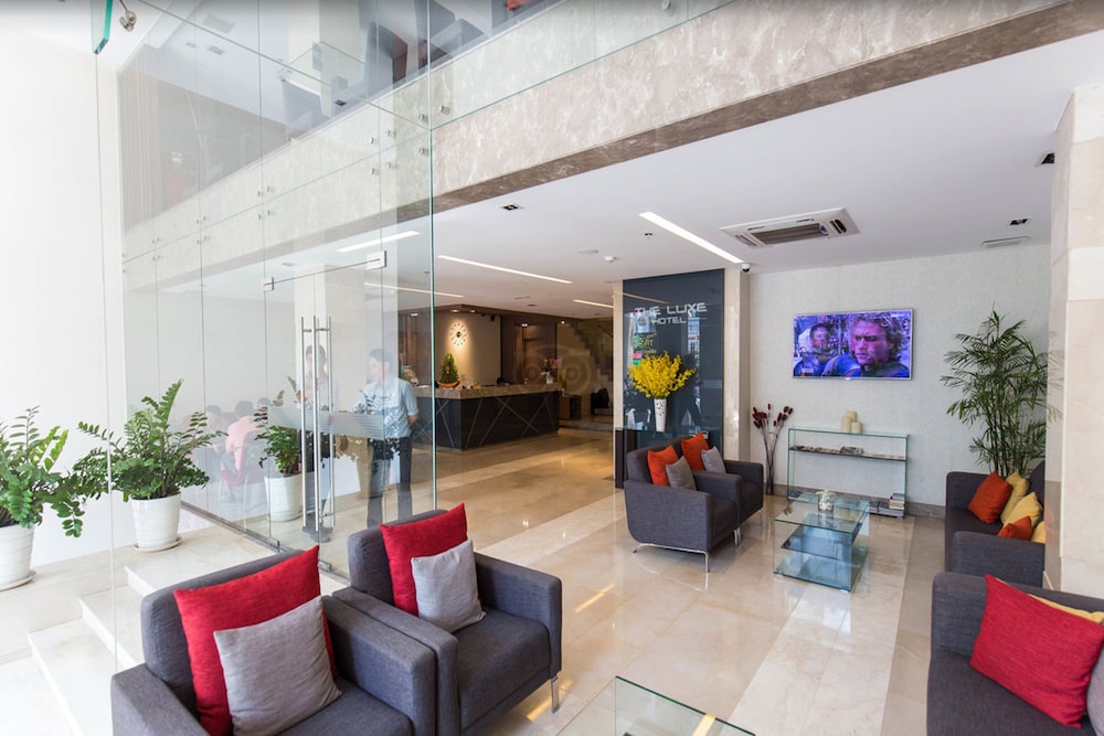 The Luxe Hotel 2018 Room Prices Deals Reviews Expedia Hotel Entrance Featured Image Lobby Sitting Area