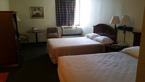 Free cribs/infant beds, rollaway beds, free WiFi