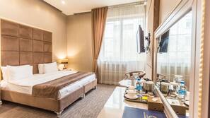 Minibar, in-room safe, soundproofing, iron/ironing board
