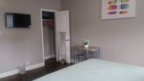 Individually furnished, iron/ironing board, WiFi
