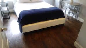 Individually furnished, iron/ironing board, WiFi
