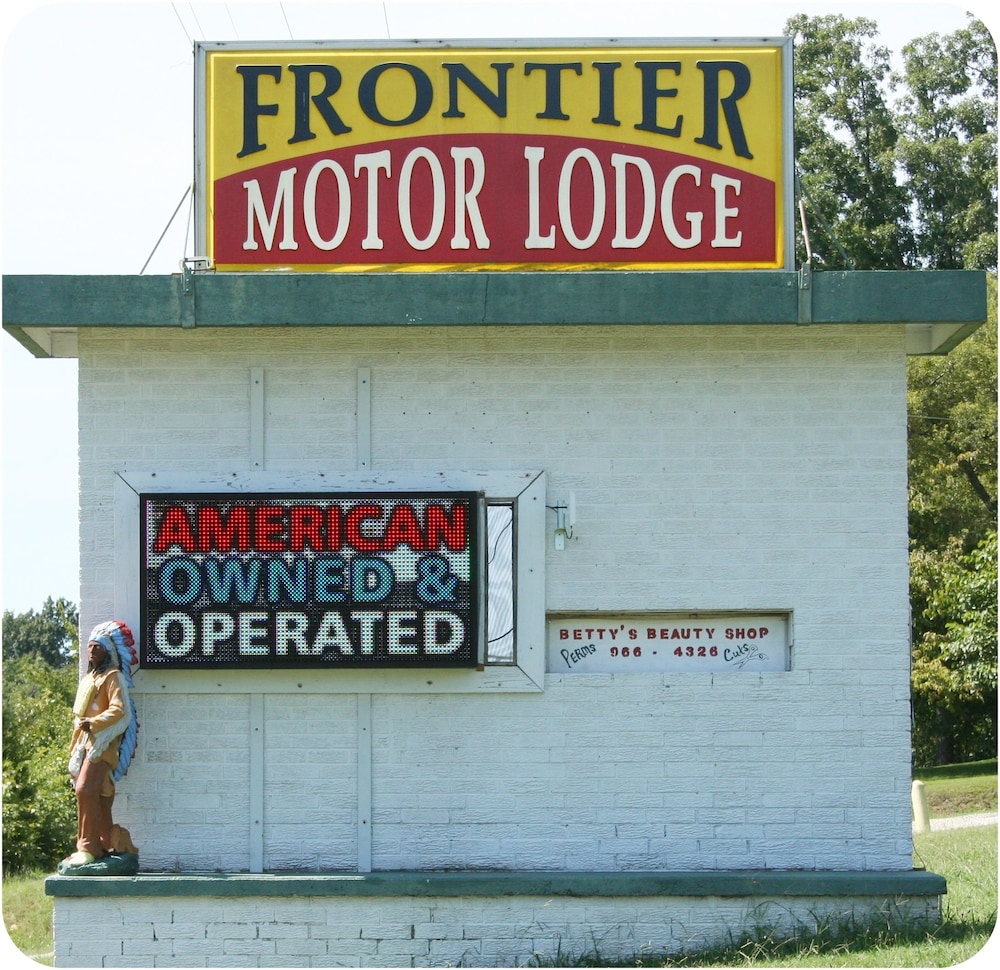 Frontier Motor Lodge