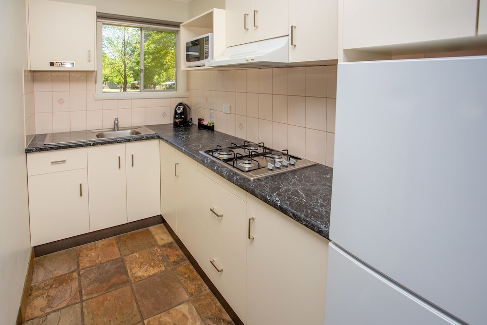 Private kitchen, Discovery Parks - Bright