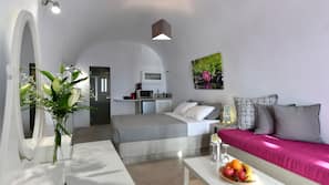 In-room safe, iron/ironing board, free WiFi, bed sheets