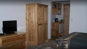 Iron/ironing board, free rollaway beds, free WiFi