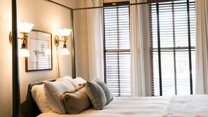 Individually decorated, individually furnished, soundproofing