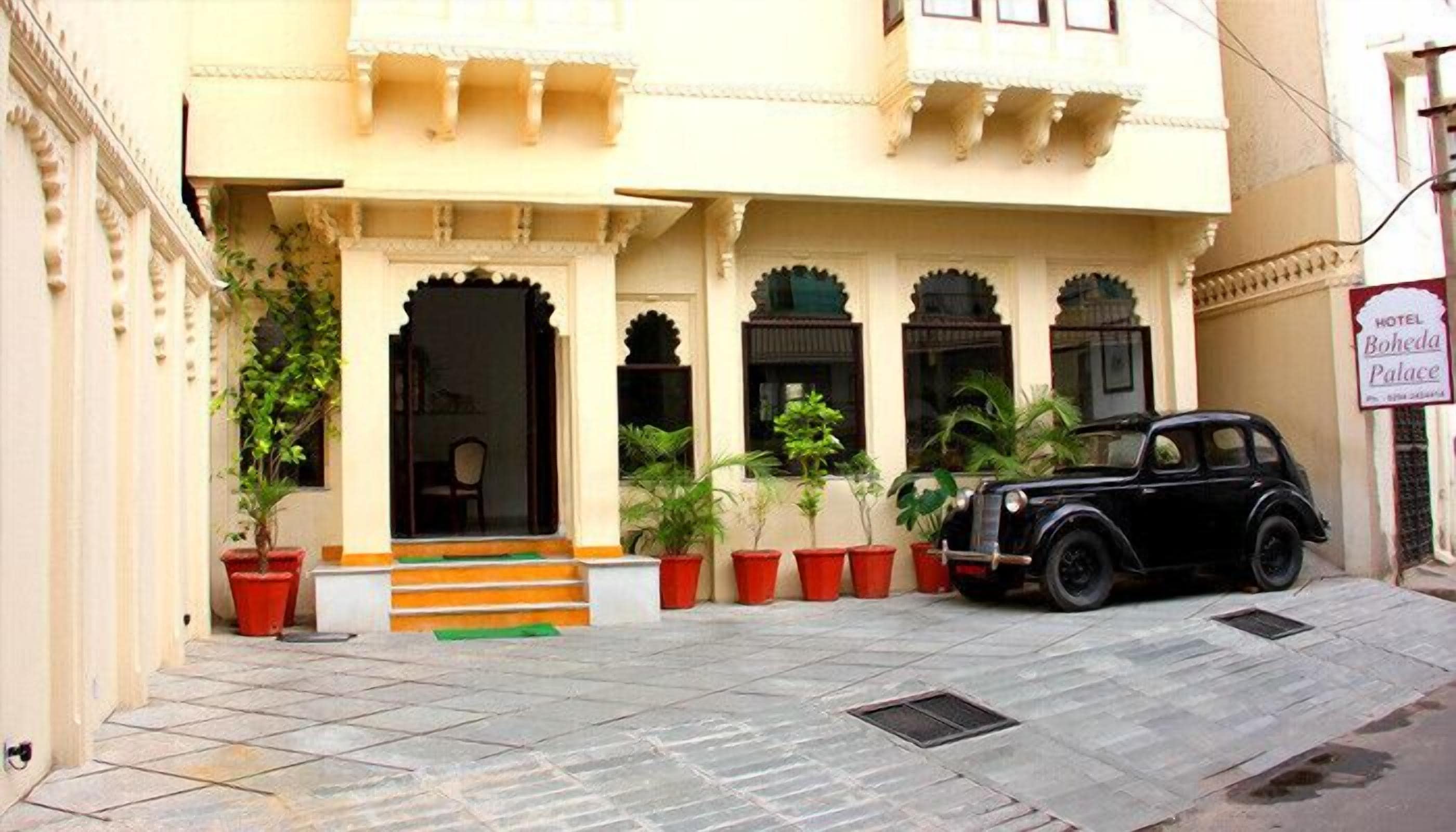 Hotel Boheda Palace in Udaipur, India