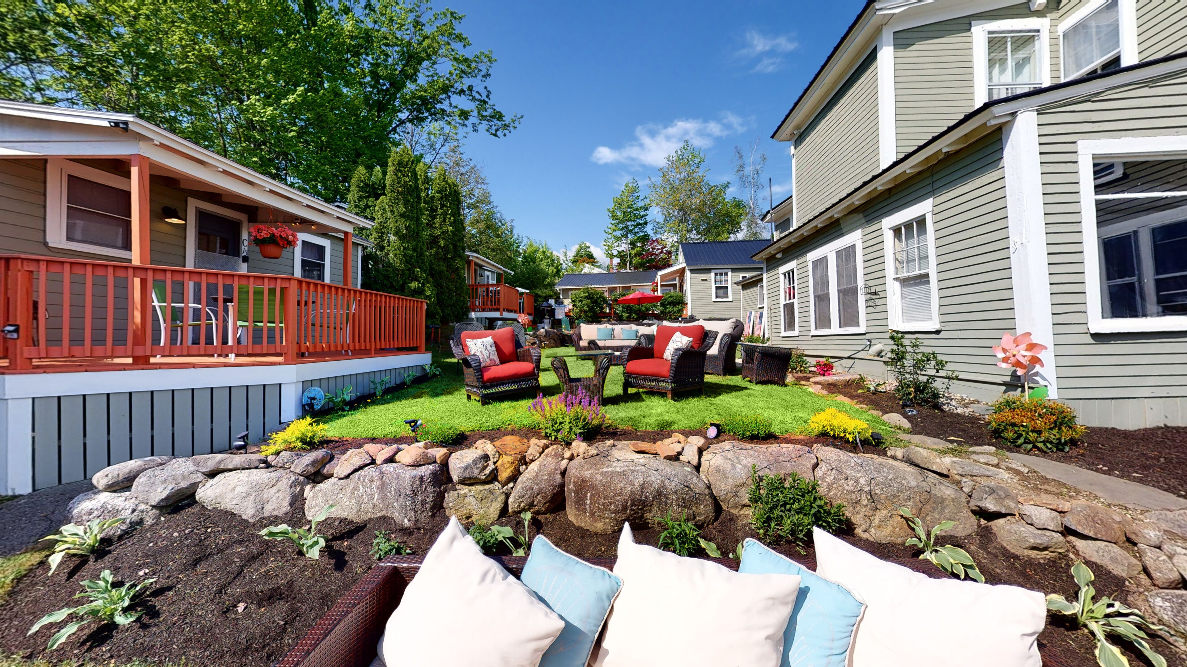 Lakeview House & Cottages in Laconia, United States