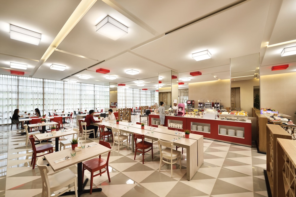 Resorts World Sentosa Genting Hotel Jurong Sg Clean In Singapore Hotel Rates Reviews On Orbitz Resorts World Sentosa Genting Hotel Jurong Sg Clean In Singapore Hotel Rates Reviews On Orbitz