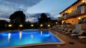 Piscina all'aperto