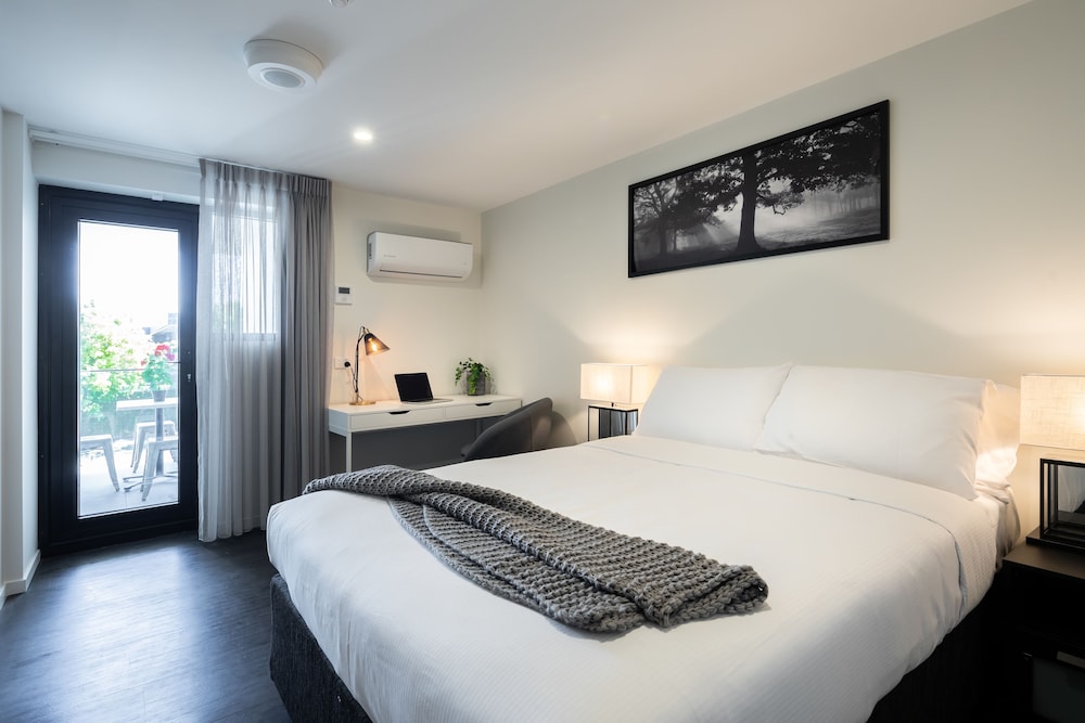 Ascot Budget Inn Residences Brisbane Aus Best Price Guarantee Lastminute Com Au