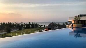 Outdoor pool, pool umbrellas