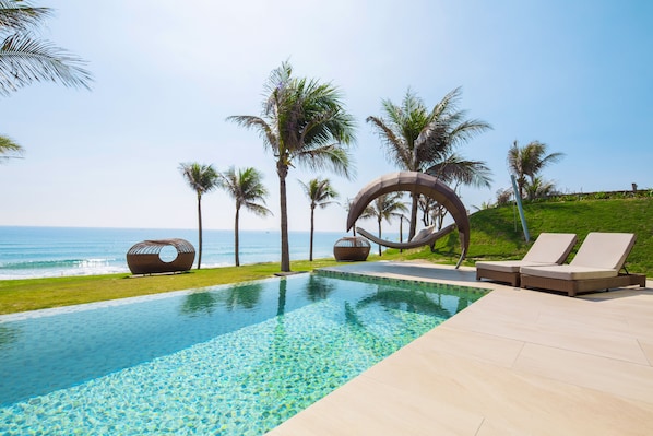 Beach Front Pool Villa - All Spa Inclusive | Primary image