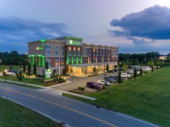 Holiday Inn Murfreesboro