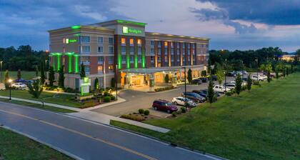 Holiday Inn Murfreesboro, an IHG Hotel