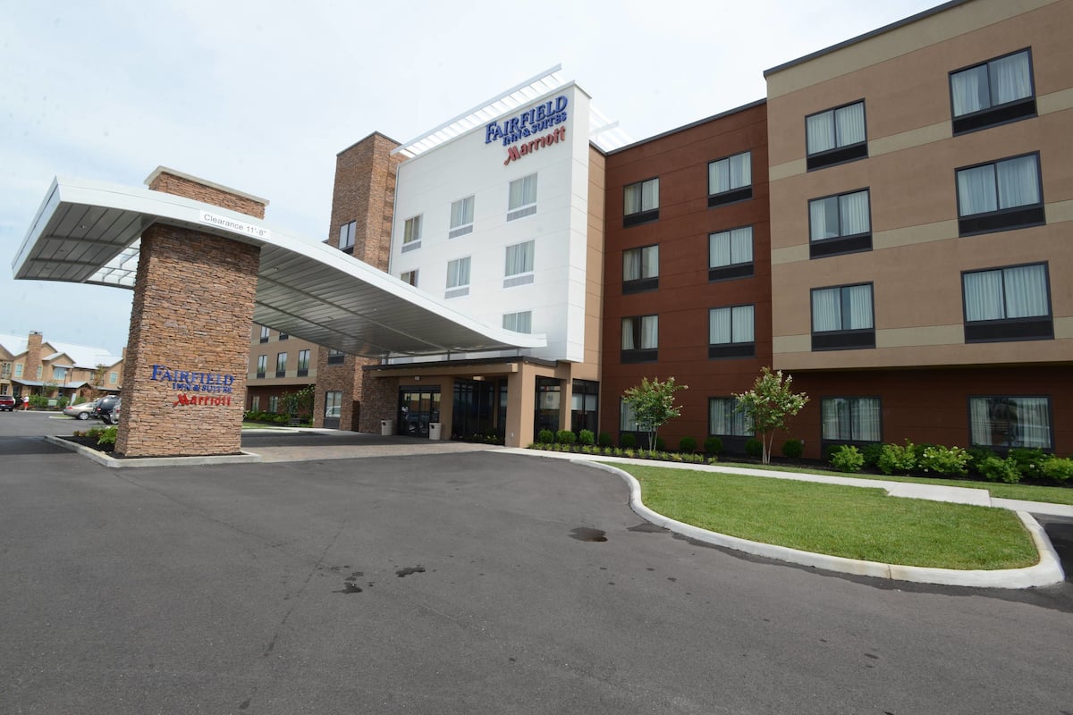 Fairfield Inn Suites Bowling Green In Bowling Green Ky Expedia