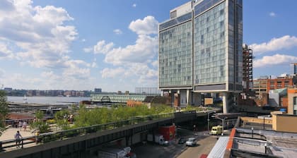 The Standard High Line