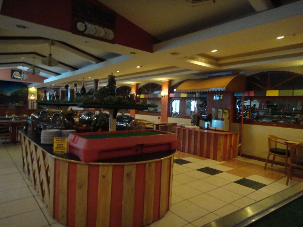 Photo - Holiday Plaza Hotel - Cebu