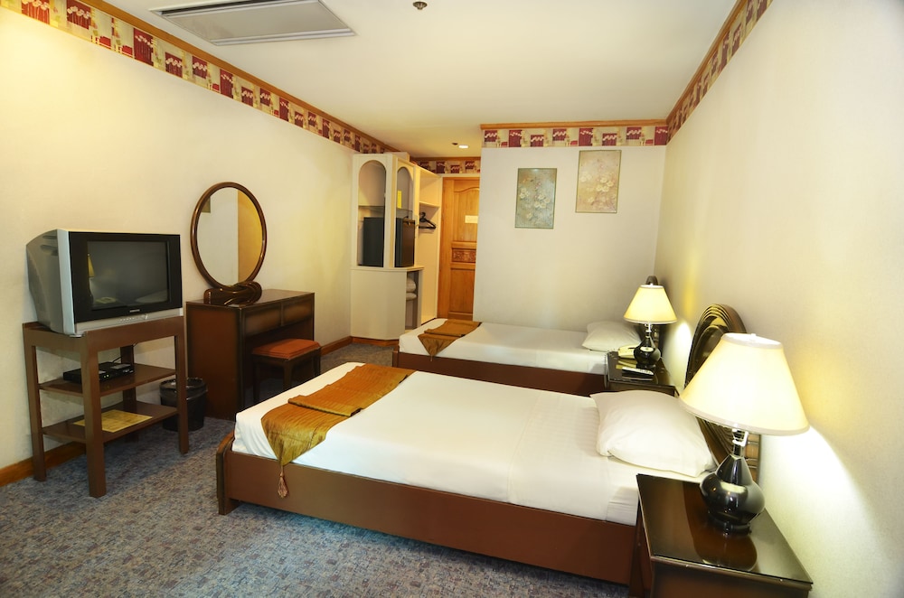 Photo - Holiday Plaza Hotel - Cebu