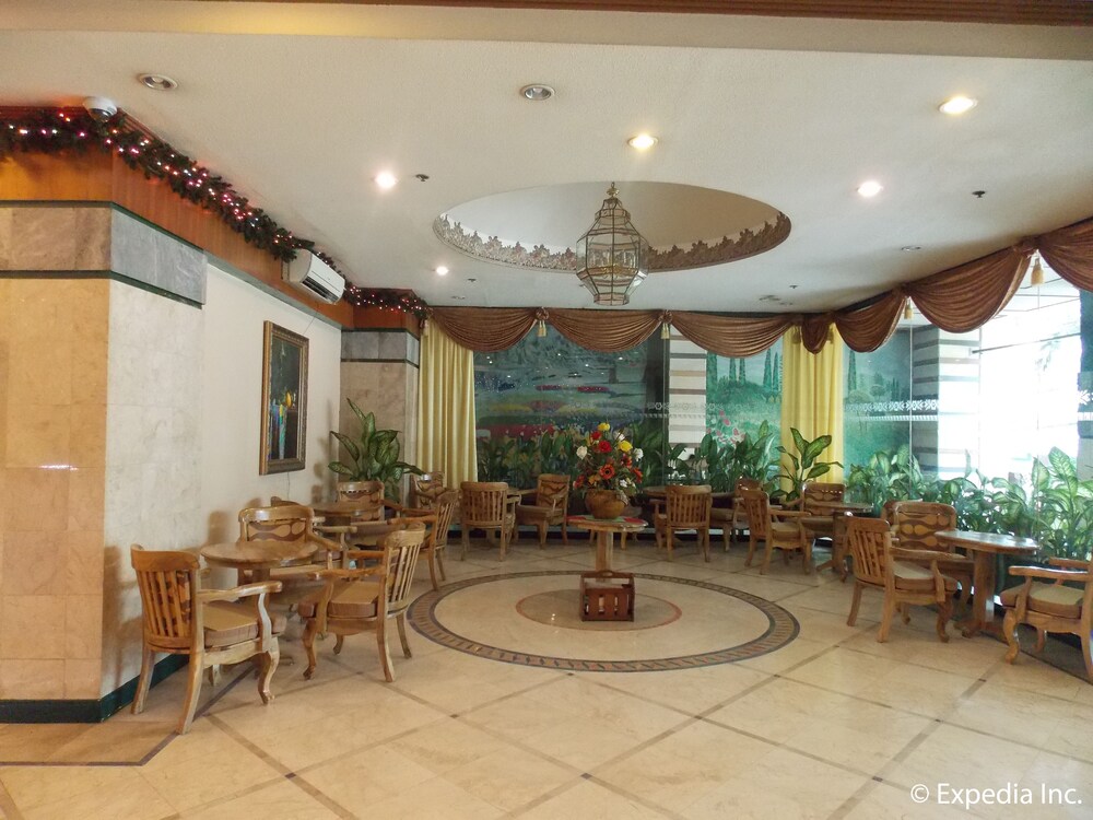 Photo - Holiday Plaza Hotel - Cebu