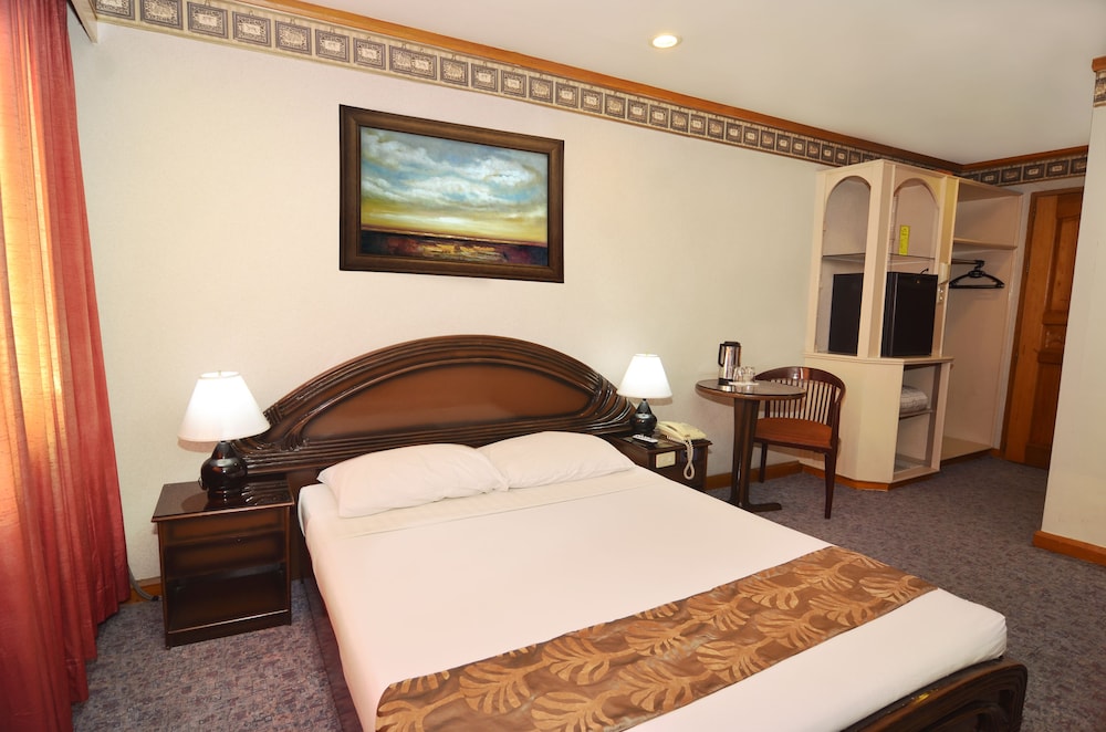 Photo - Holiday Plaza Hotel - Cebu