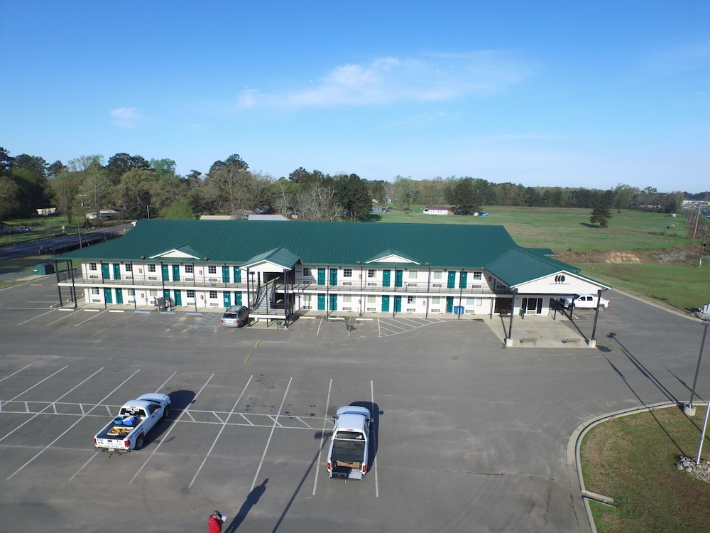 Woodland Inn in Coushatta Best Rates & Deals on Orbitz