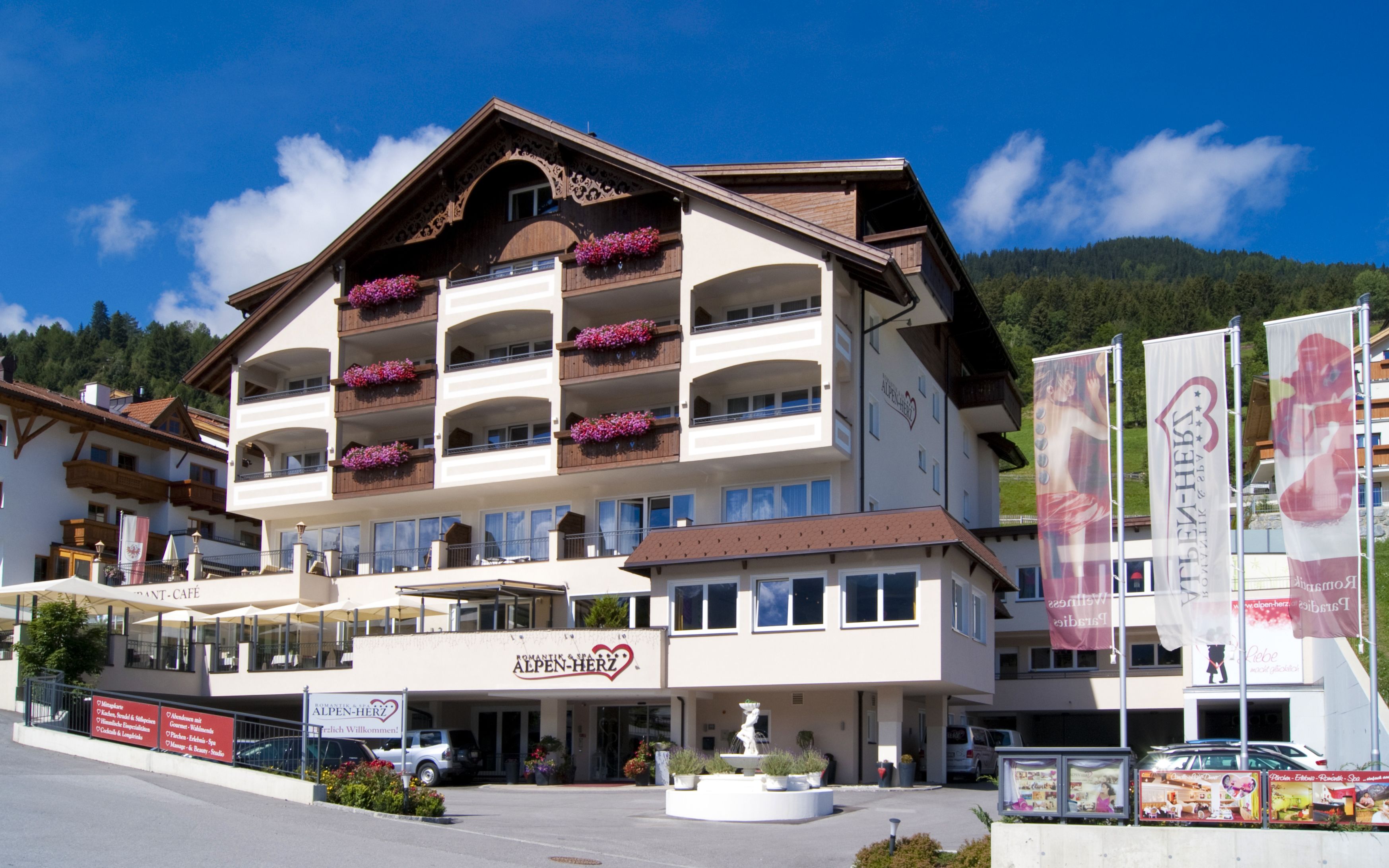 Romantik & Spa Alpen-Herz in Landeck, Austria
