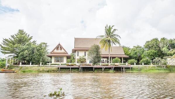 รูปเด่น