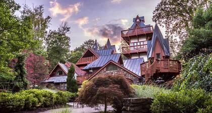 Landoll's Mohican Castle