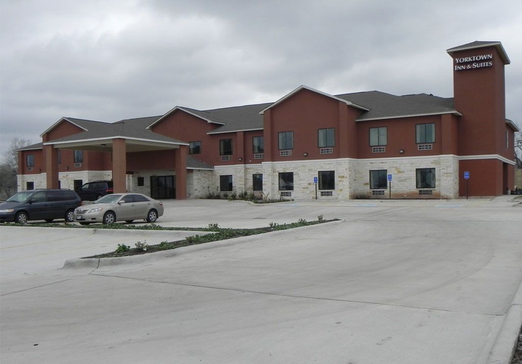 Yorktown Inn And Suites In Victoria Tx Expedia