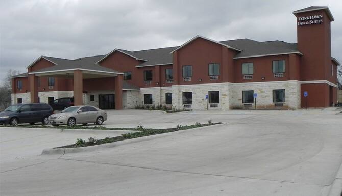 Yorktown Inn And Suites In Victoria Tx Expedia
