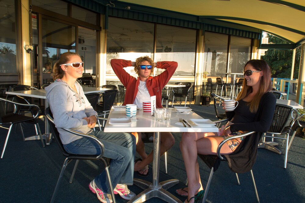 Adventure Backpackers Port Lincoln