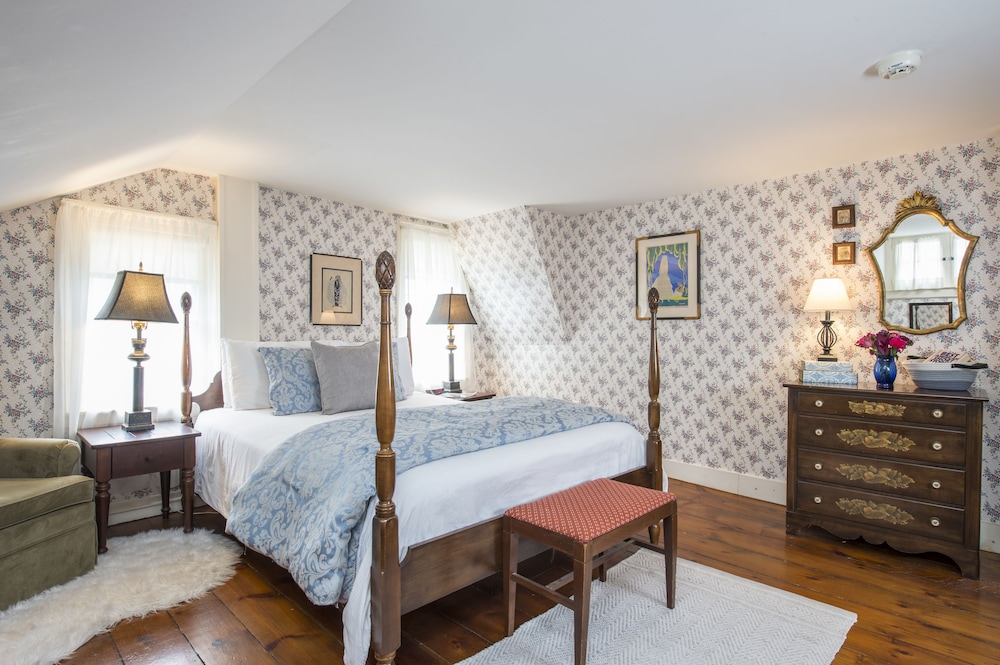 The Egremont Village Inn in South Egremont Best Rates & Deals on Orbitz