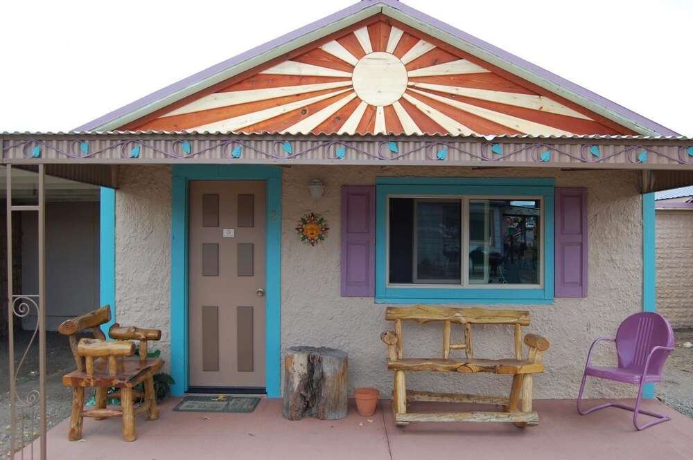 Terrace/patio, Pinon Court Cabins