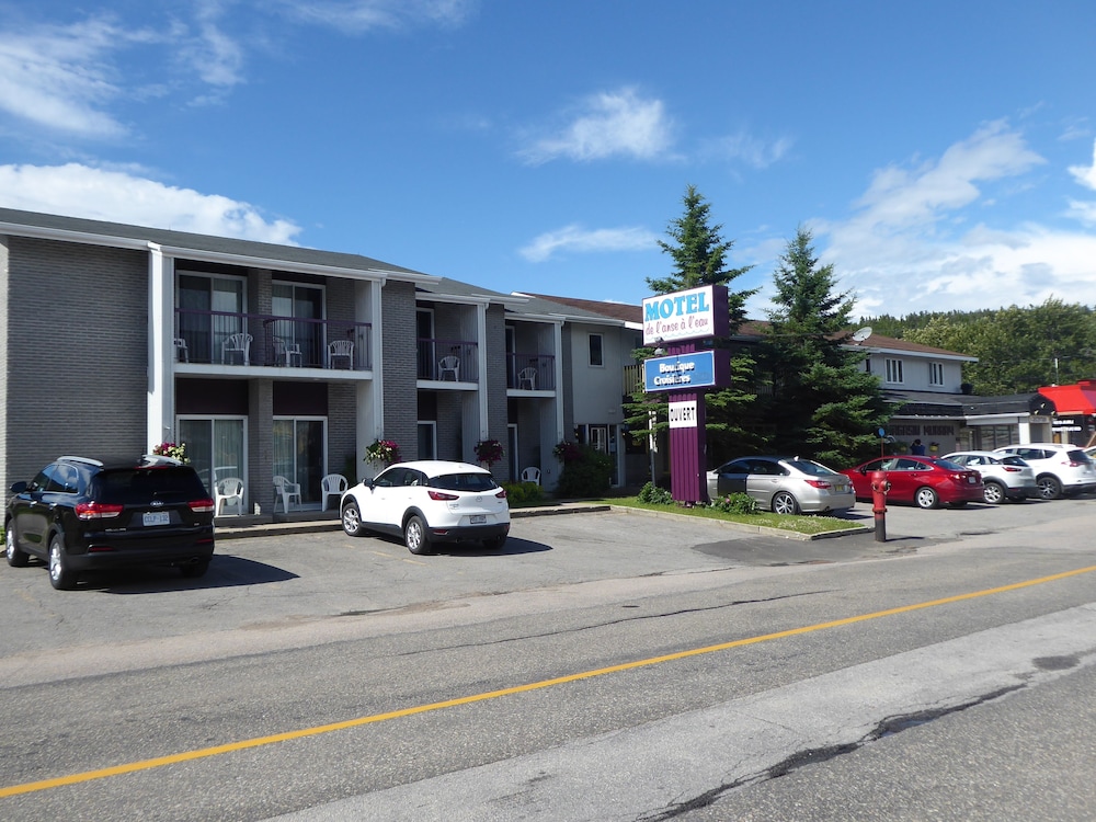 Motel De L Anse à L Eau