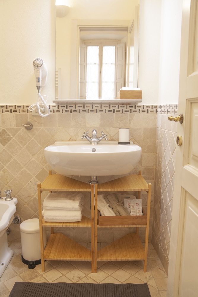 Photo - La Corte di Lisa - self check in