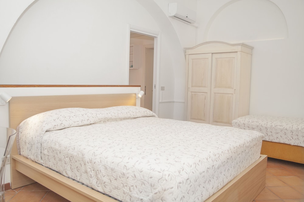 Photo - La Corte di Lisa - self check in