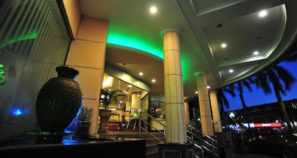 Emerald Puteri Hotel