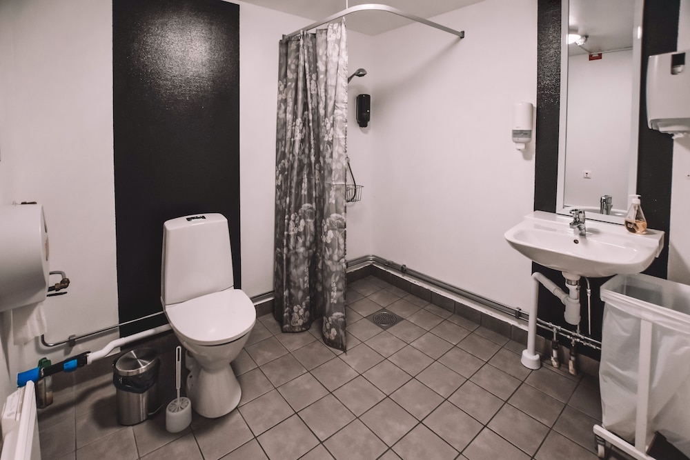 Abisko Guesthouse  & Activities